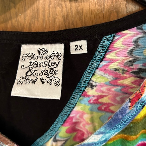 Paisley & Sage Tee plus Sz 2X black v-neck abstract colorful panels - Picture 4 of 5